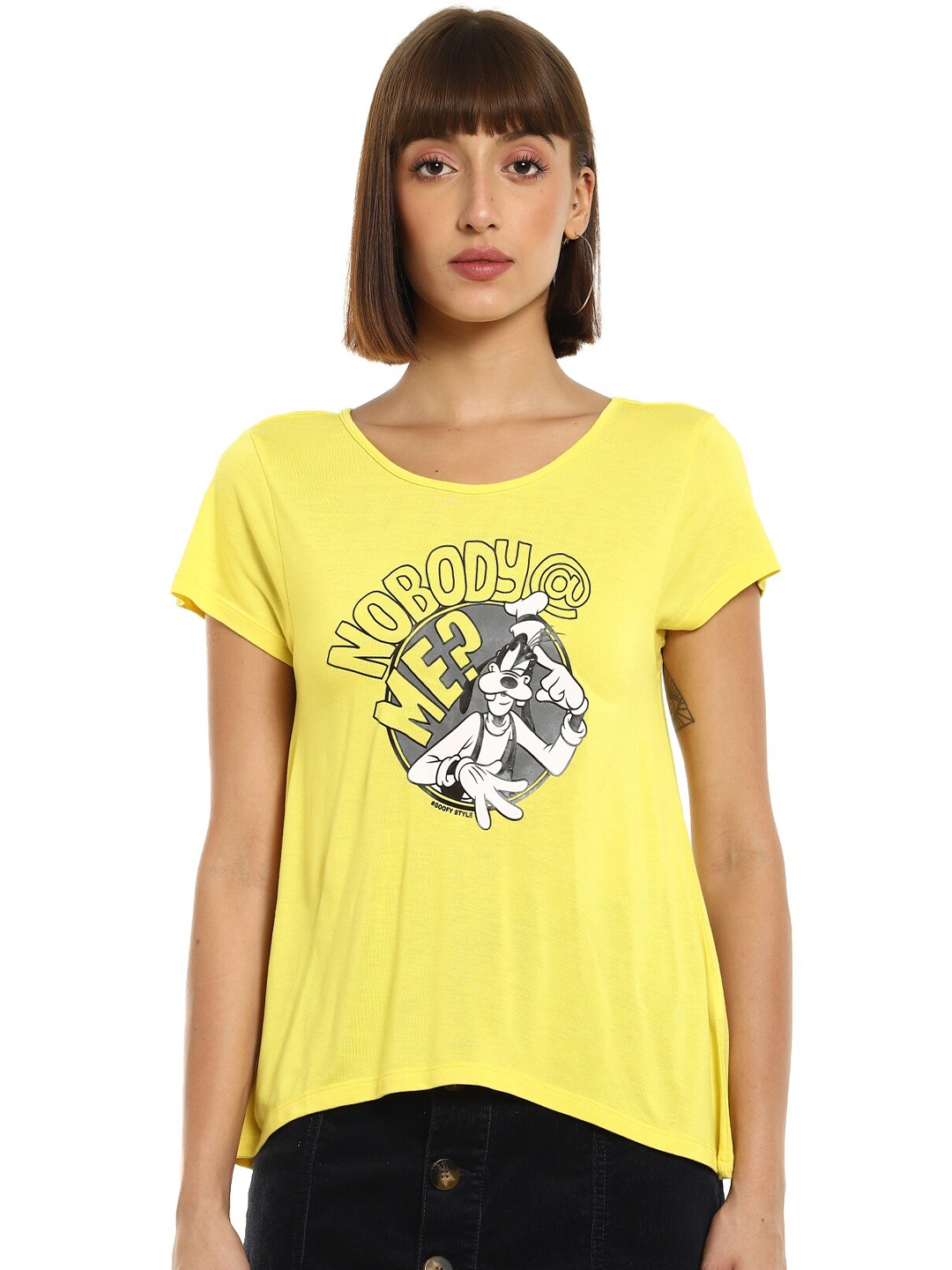

Sugr Women Yellow Printed Extended Sleeves T-shirt