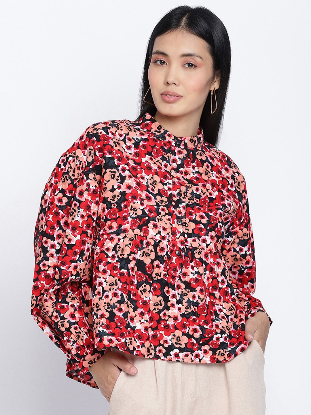 

Oxolloxo Red Floral Tie-Up Neck Regular Top