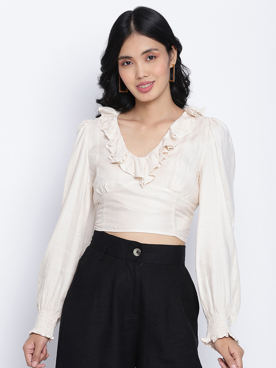 

Oxolloxo Cream-Coloured Regular Crop Top