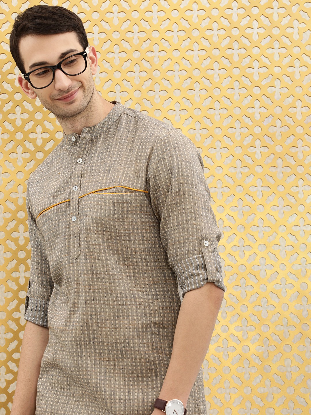 

Ode by House of Pataudi Men Grey Striped Mandarin Collared Pure Cotton Kurta