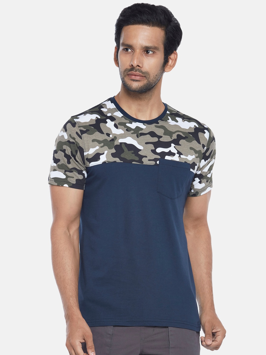 

Urban Ranger by pantaloons Men Navy Blue Olive Green Camouflage Pure Cotton T-shirt