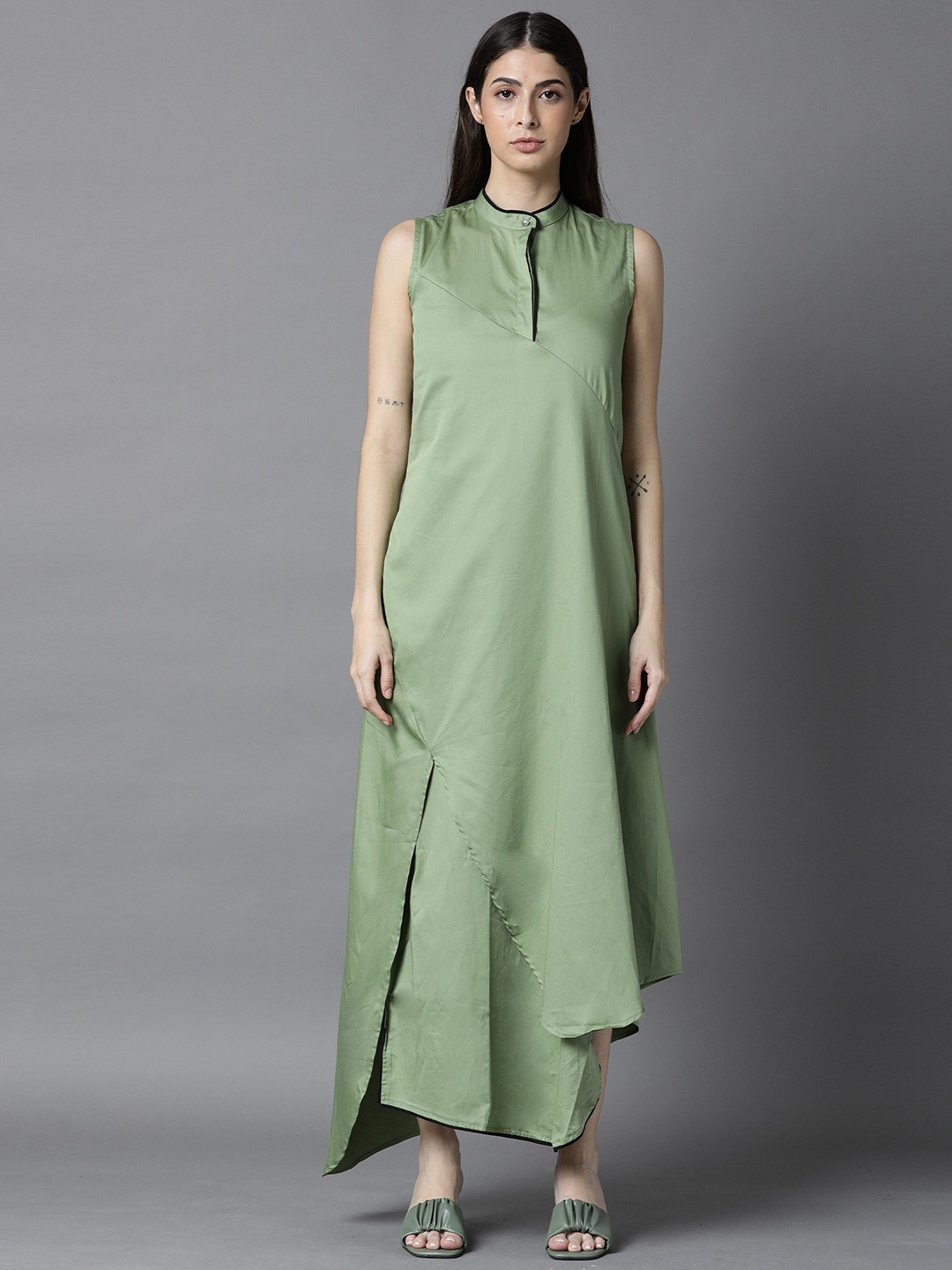 

RAREISM Green Asymmetric Hem Maxi Dress