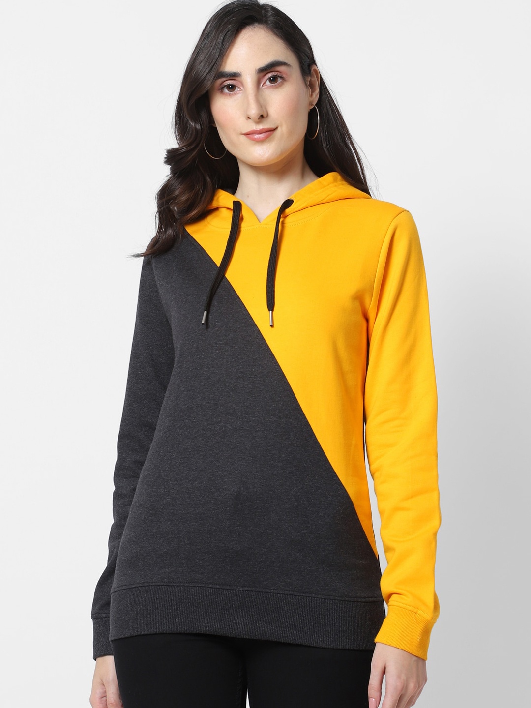 

MARCA Disati Women Yellow Colourblocked Sweatshirt