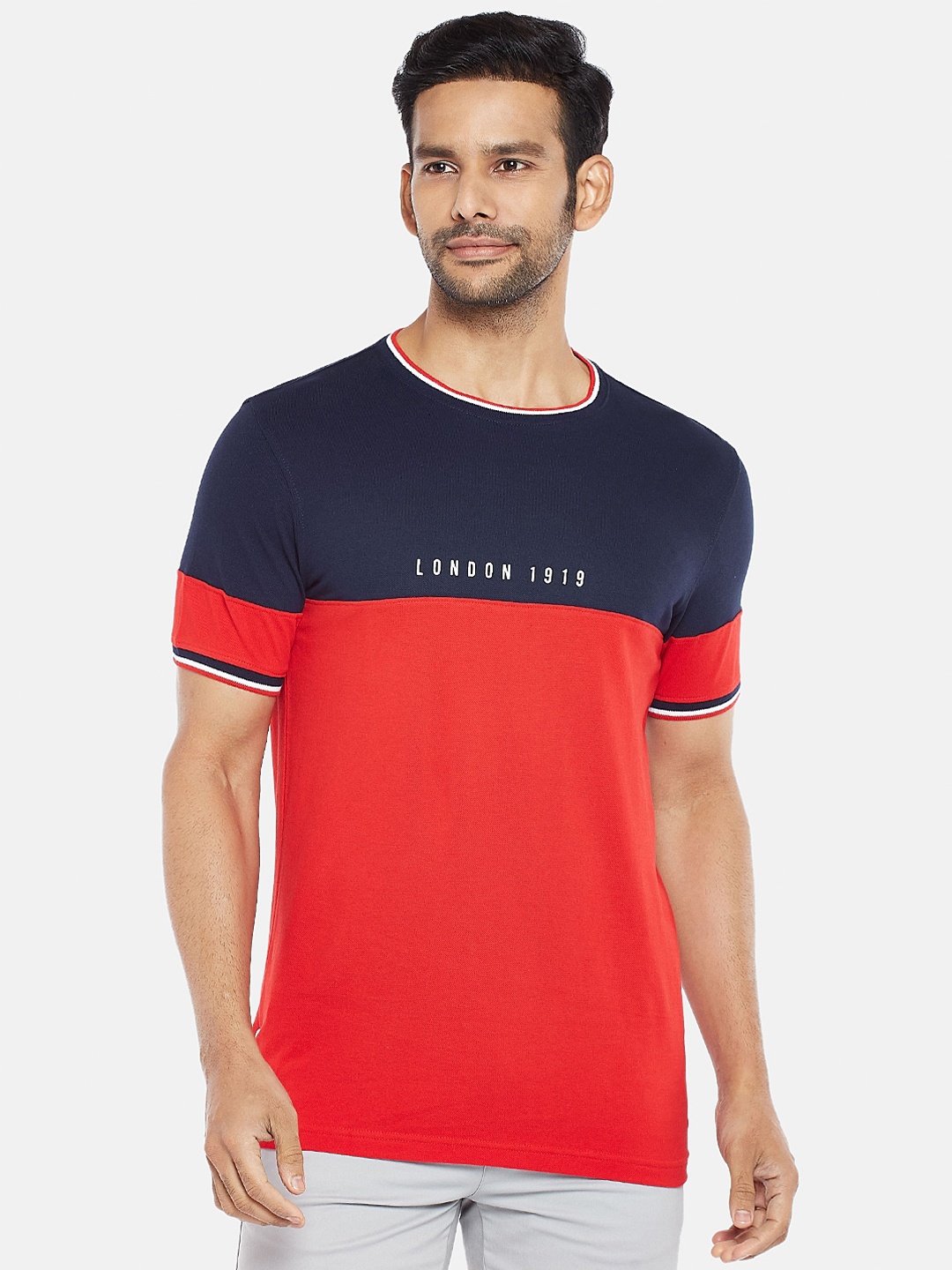 

BYFORD by Pantaloons Men Red & Navy Blue Colourblocked Slim Fit Pure Cotton T-shirt