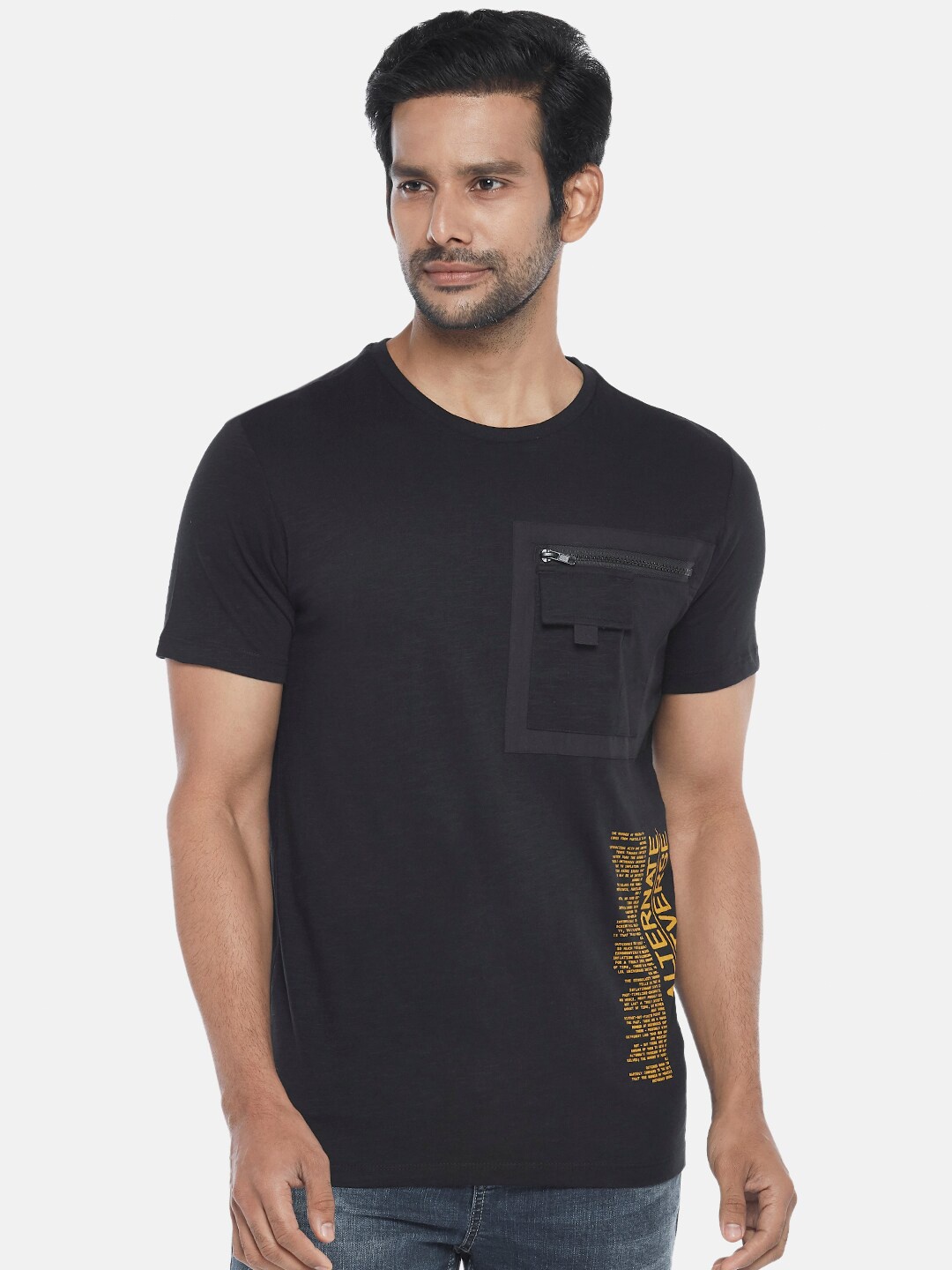 

SF JEANS by Pantaloons Men Black & Yellow Typography Printed Slim Fit Pure Cotton T-shirt