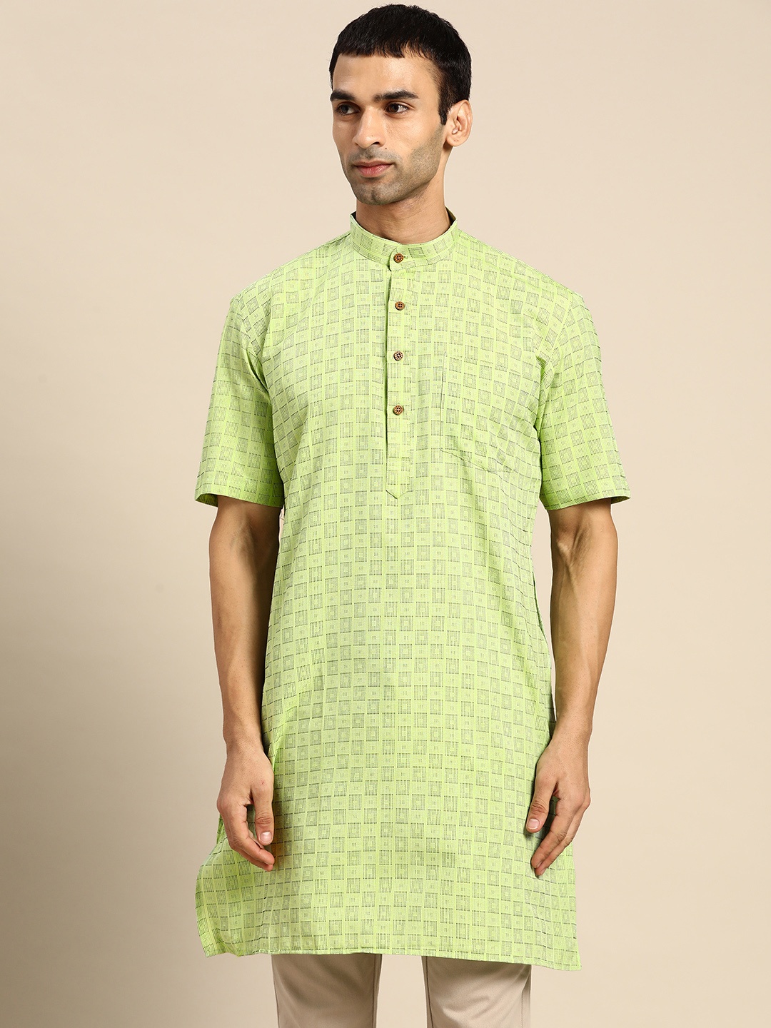 

RAJUBHAI HARGOVINDAS Men Green Checked Handloom Kurta