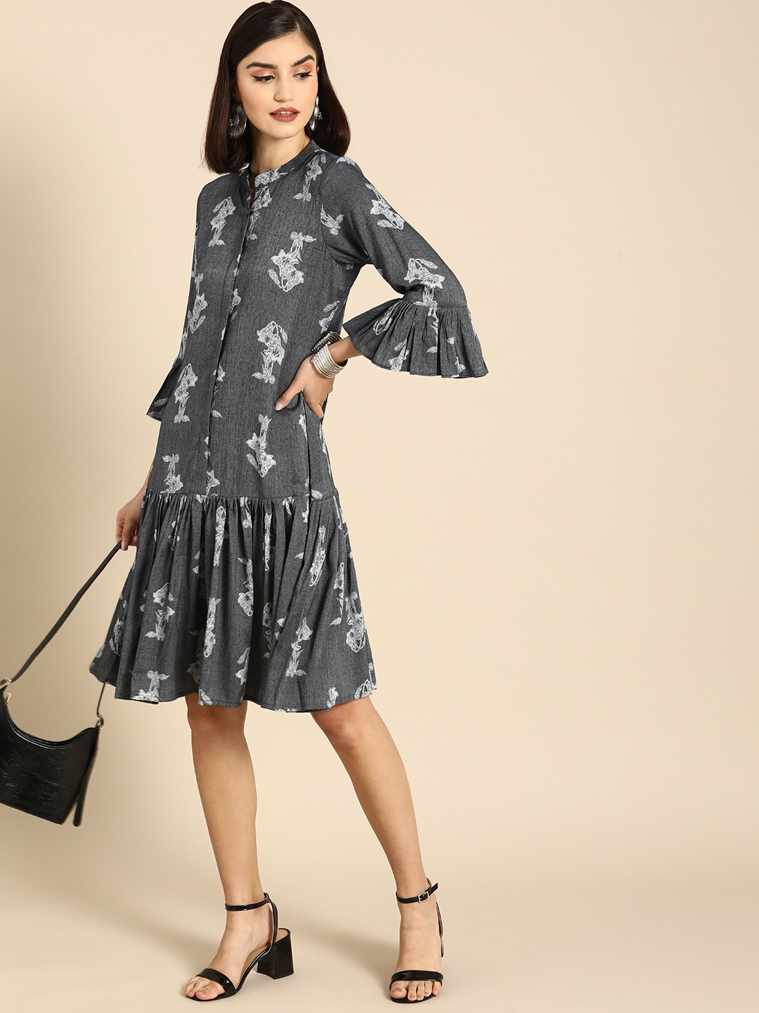 

Anouk Grey Floral Shirt Dress