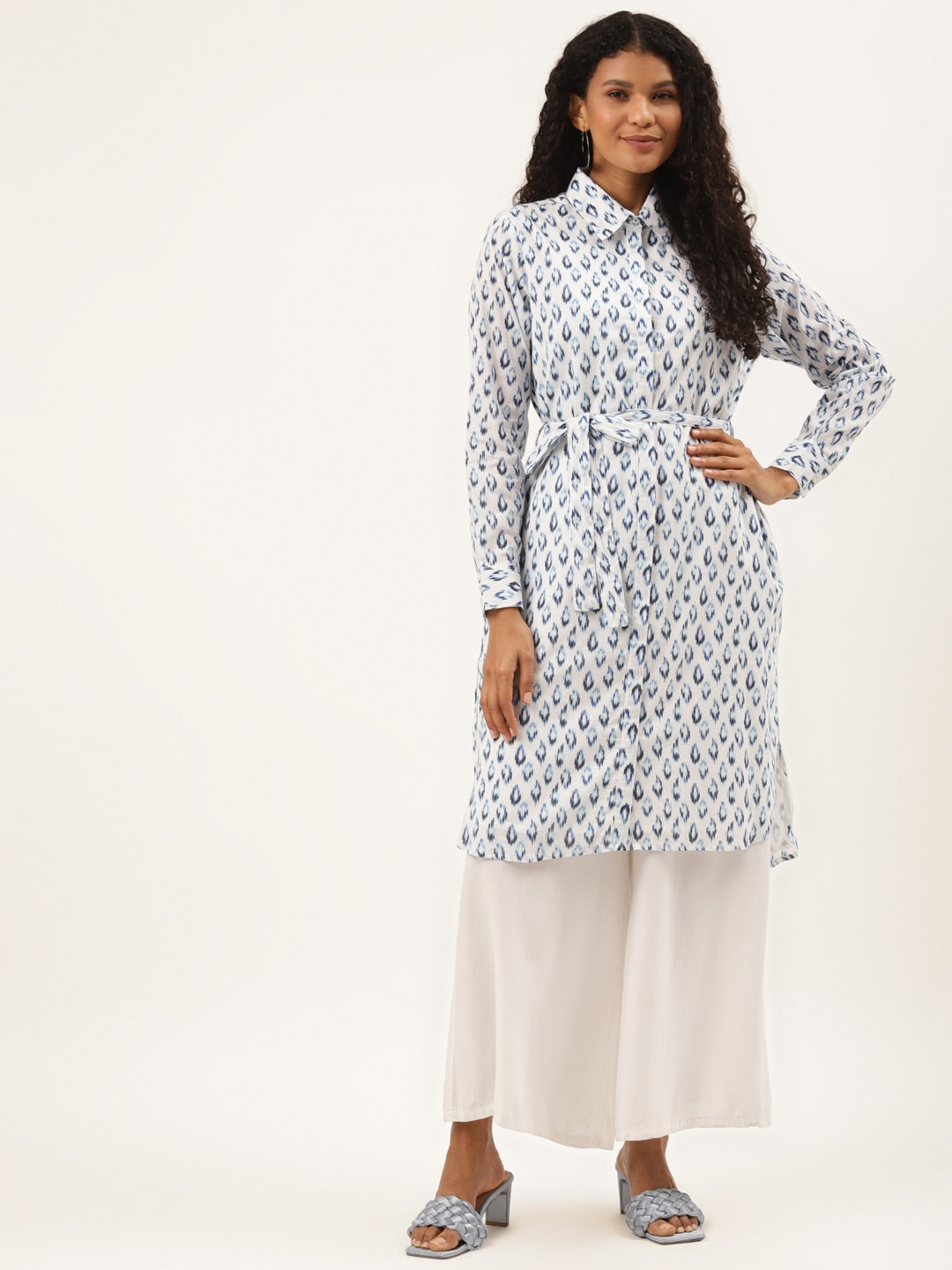 

Ancestry Women White & Blue Pure Cotton Geometric Printed Kurta