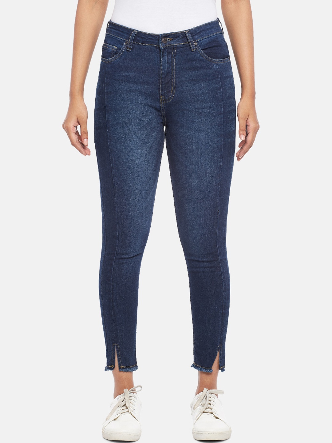 

People Women Blue Tapered Fit High-Rise Light Fade Jeans