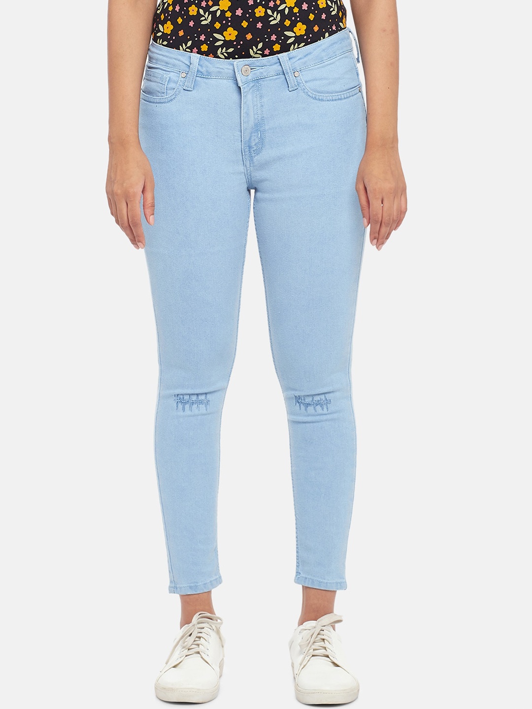 

People Women Blue Slim Fit Mildly Distressed Jeans