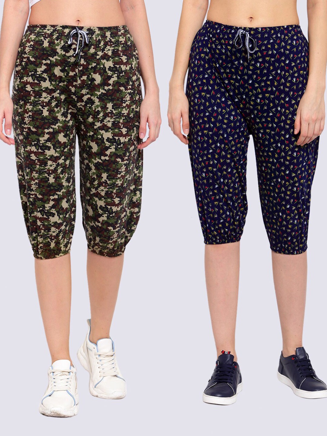 

KLOTTHE Women Pack Of 2 Green & Navy Blue Printed Mid-Rise Pure Cotton Capris