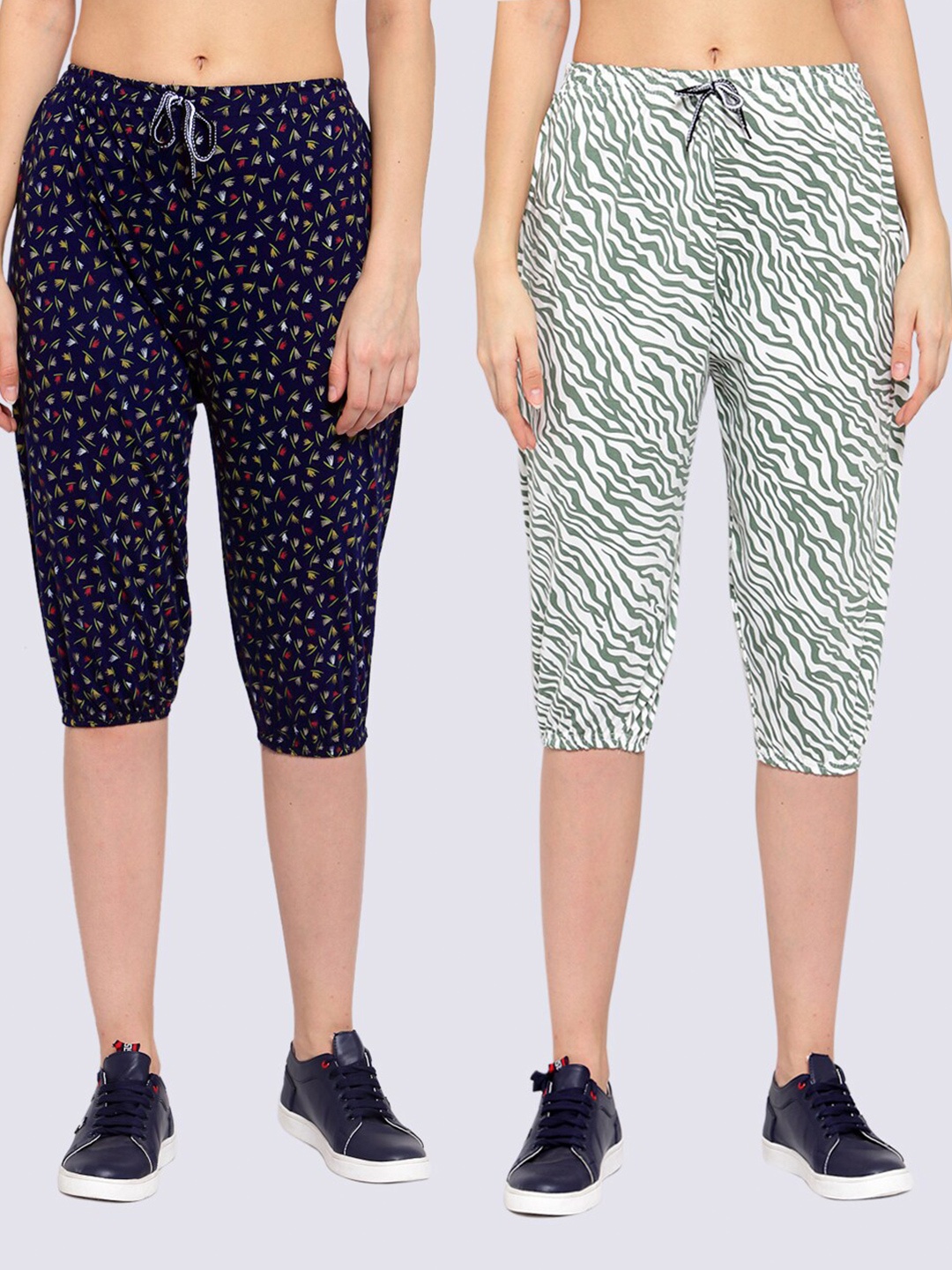 

KLOTTHE Women Pack of 2 Blue & White Printed Pure Cotton Capris