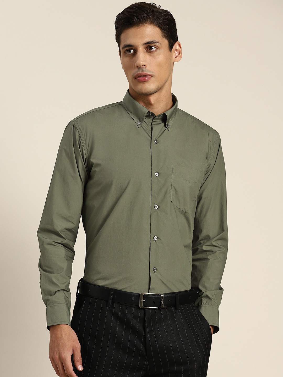 

Hancock Men Green Slim Fit Opaque Formal Shirt