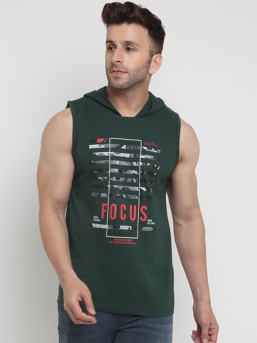 

CHKOKKO Men Green & Red Typography Printed Cotton T-shirt
