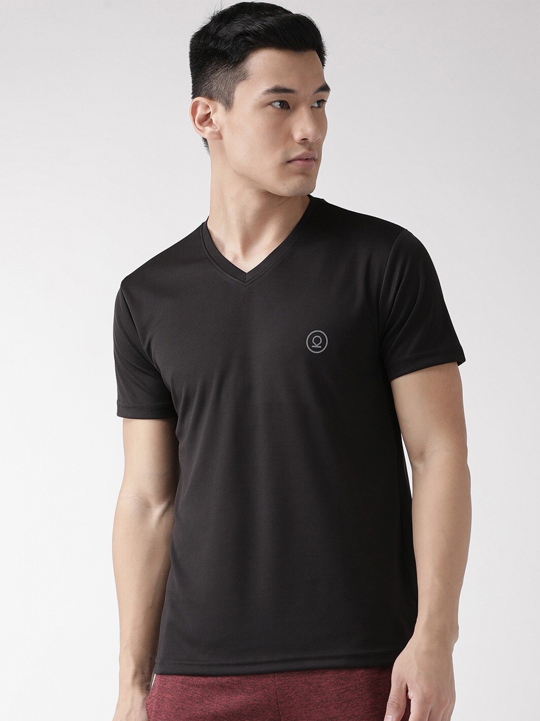 

Chkokko Men Black V-Neck T-shirt