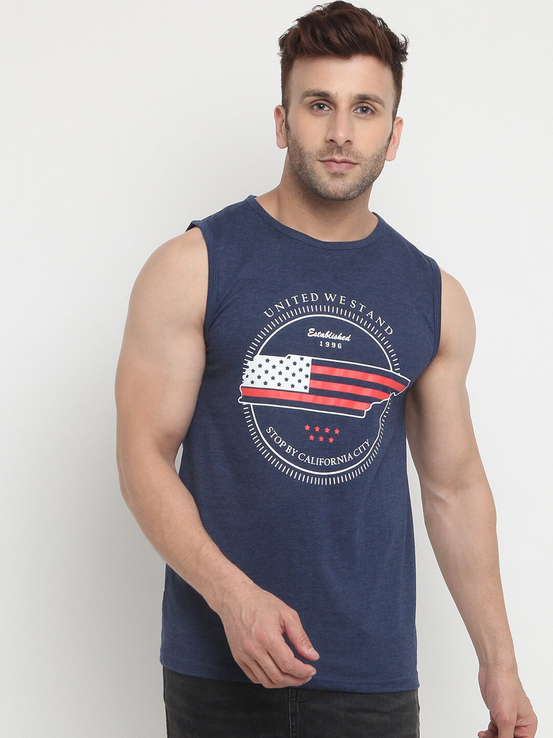 

CHKOKKO Men Blue & Red Printed Cotton T-shirt