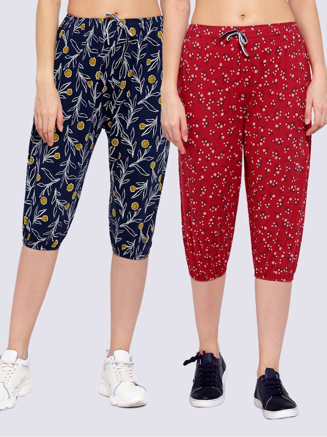 

KLOTTHE Women Pack of 2 Red & Blue Printed Pure Cotton Capris