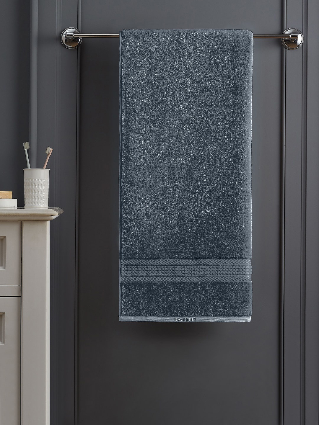 

Raymond Home Grey Solid Cotton 450 GSM Bath Towel