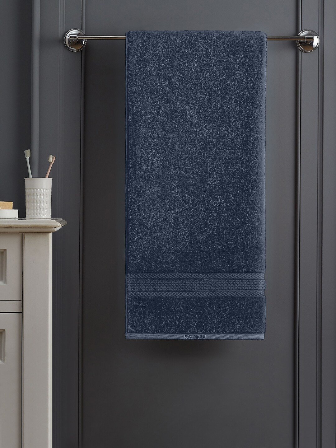 

Raymond Home Navy Blue Solid 450 GSM Cotton Bath Towel