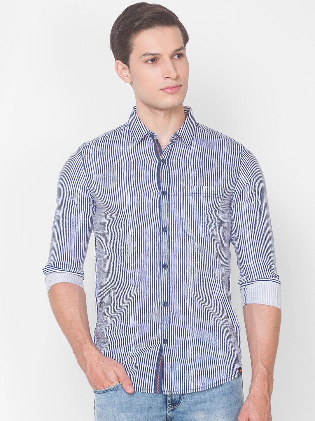

SPYKAR Men Blue & White Slim Fit Opaque Striped Pure Cotton Casual Shirt