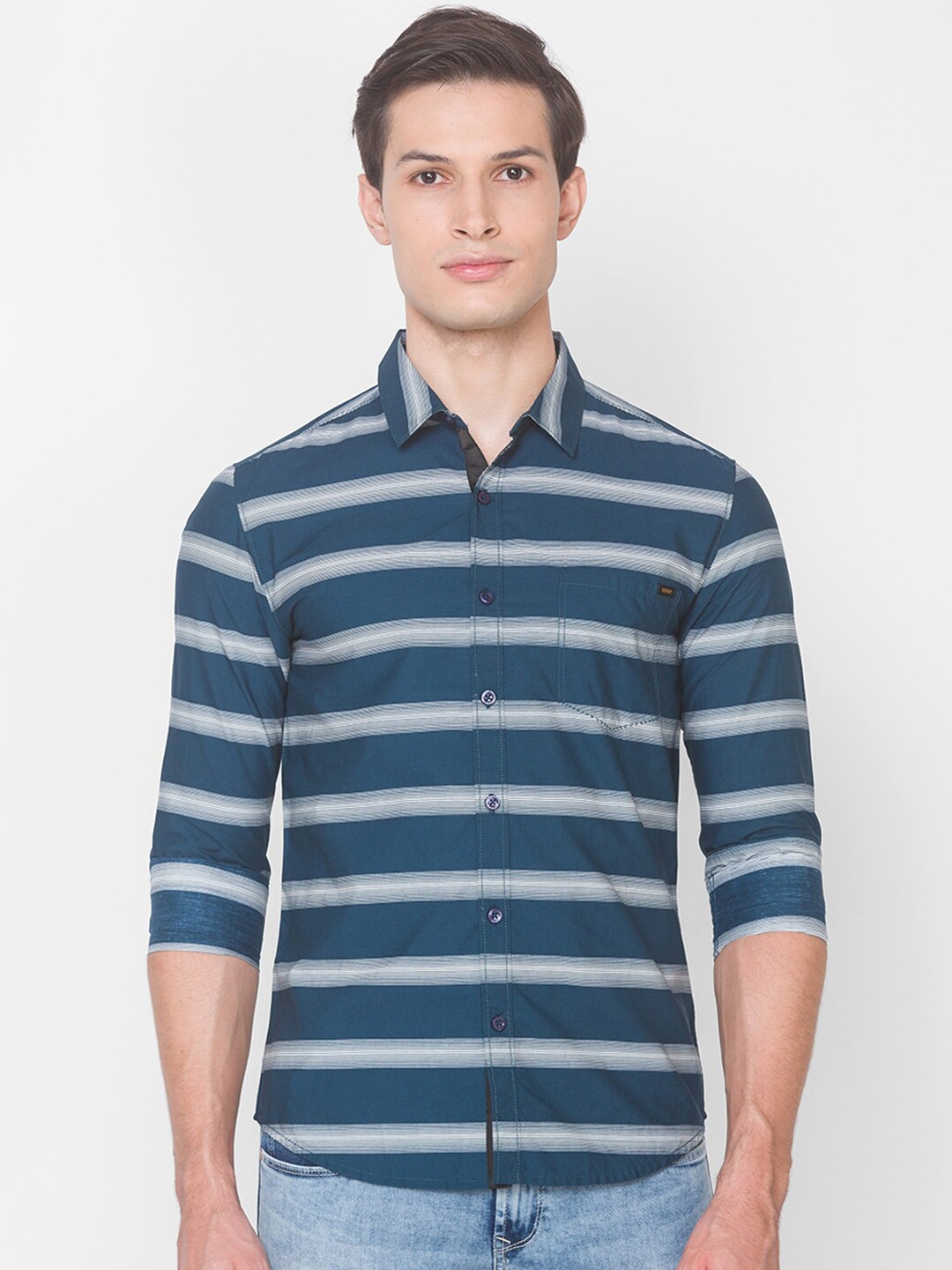 

SPYKAR Men Teal Slim Fit Horizontal Stripes Opaque Striped Pure Cotton Casual Shirt