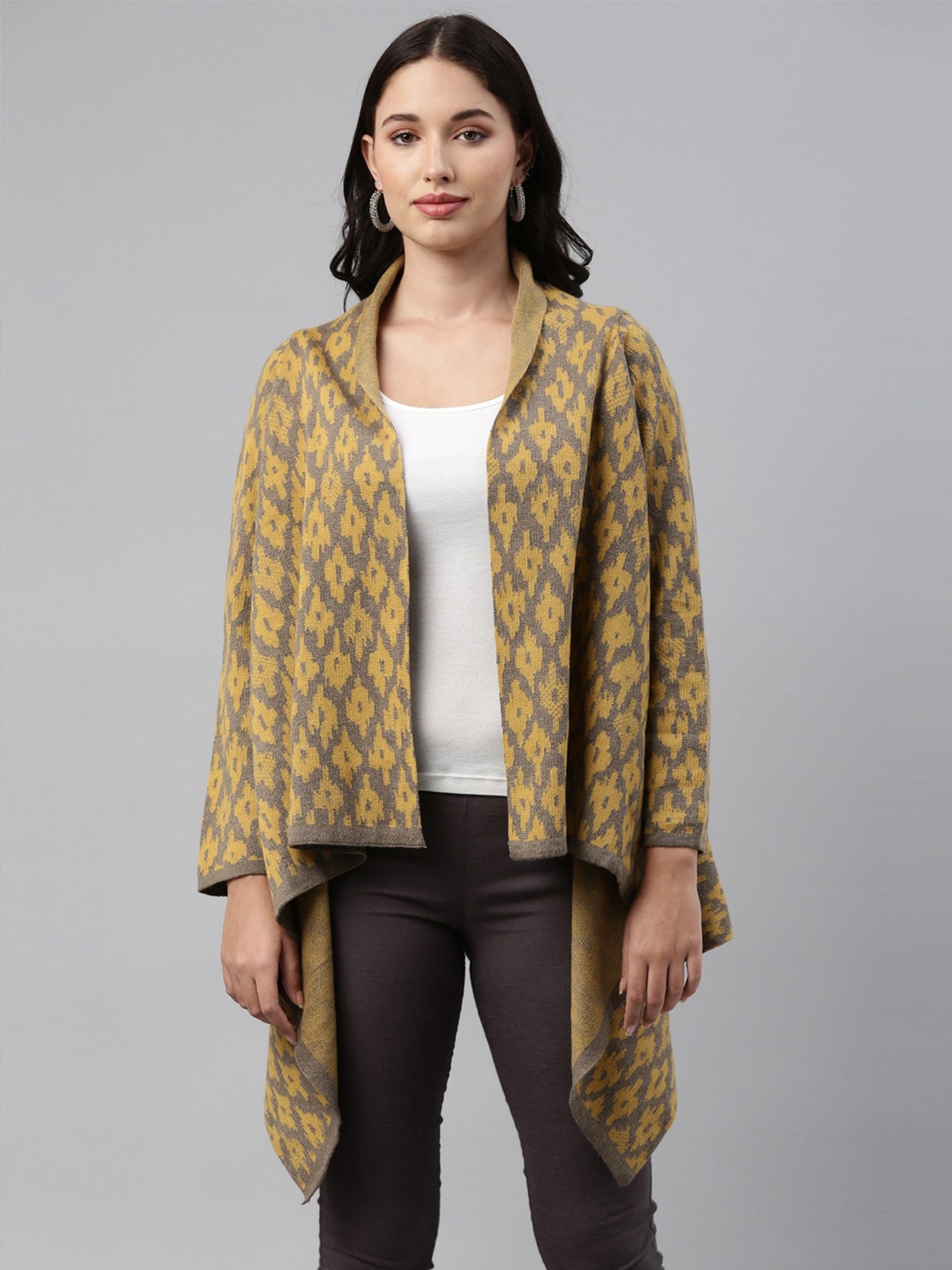 

Neerus Women Olive Green Printed Longline Knitted Shrug
