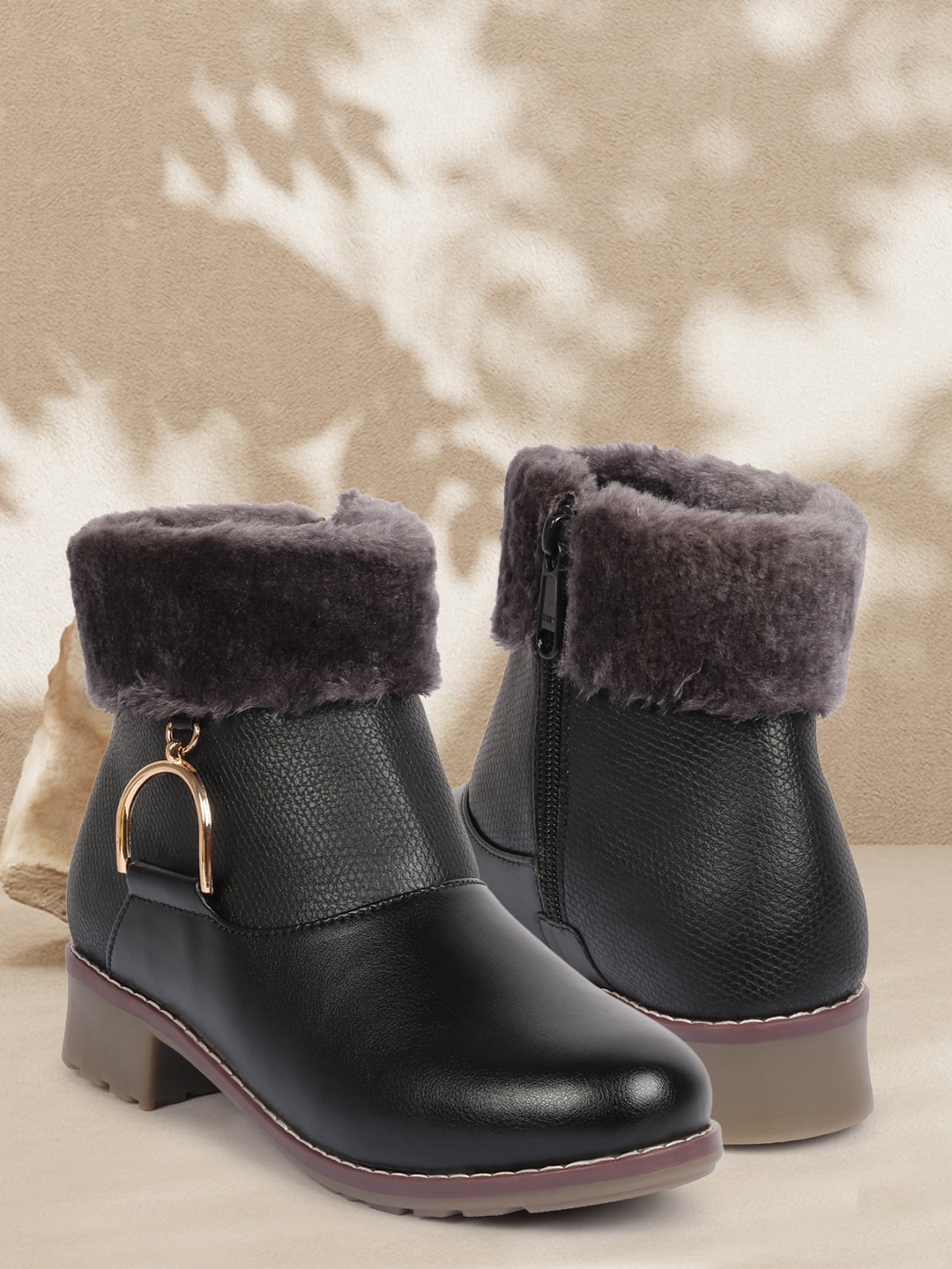 

ZAPATOZ Black Self Design Block Heeled Boots With Fur Detail