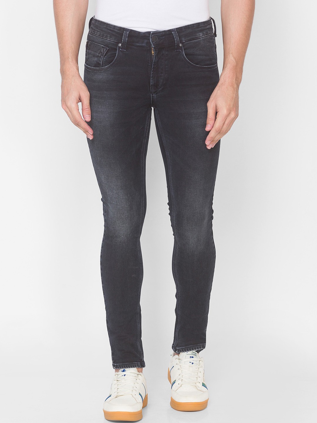 

SPYKAR Men Black Super Skinny Fit Low-Rise Light Fade Jeans