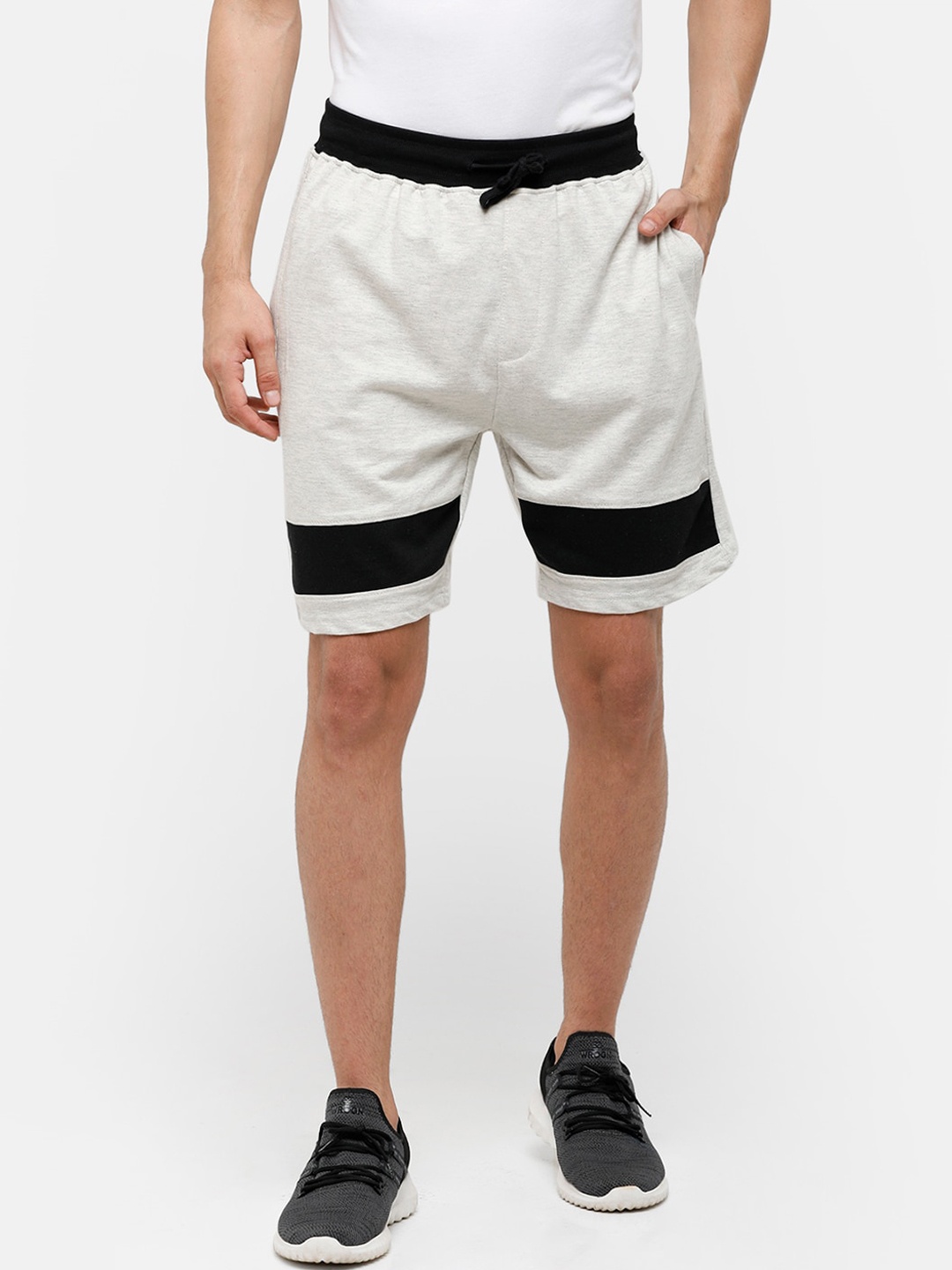 

MADSTO Men White Colourblocked Regular Shorts