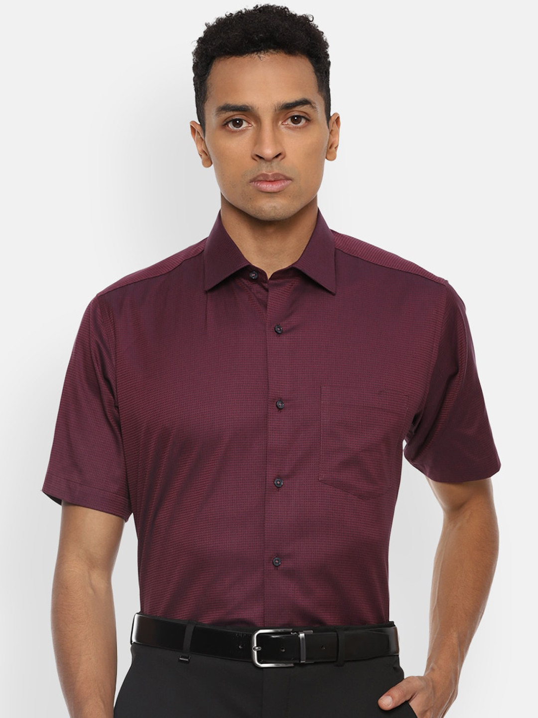 

Van Heusen Men Maroon Pure Cotton Opaque Micro Checks Formal Shirt