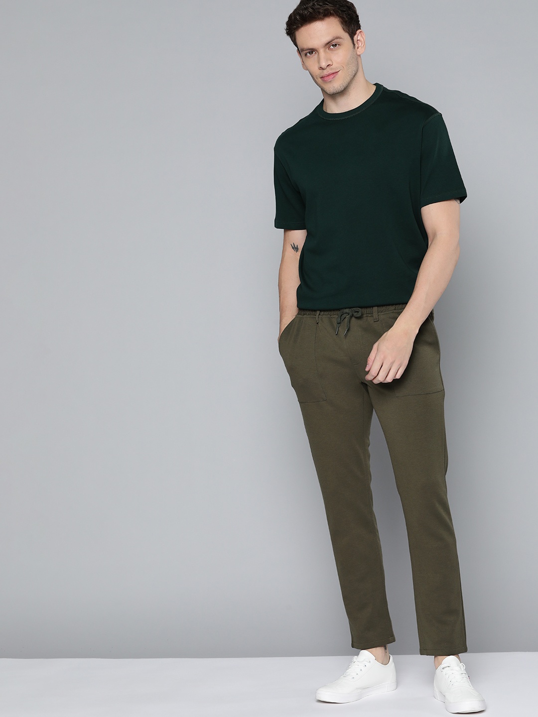 

M&H Easy Men Olive Green Solid Track Pants