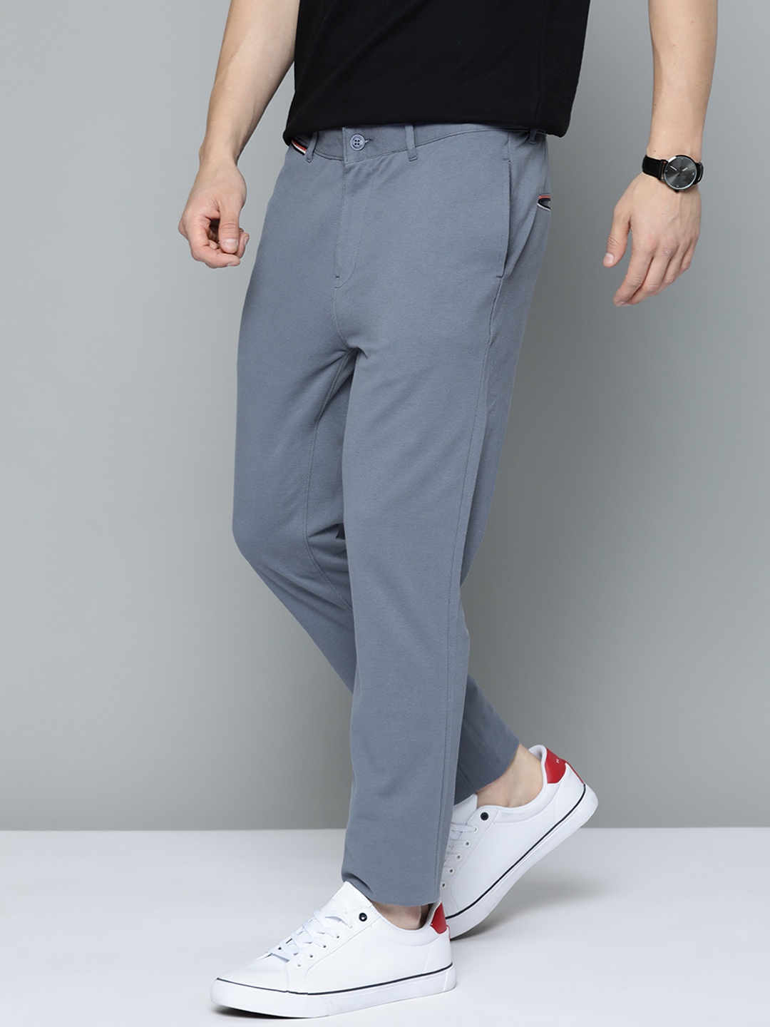 

Mast & Harbour Men Grey Solid Stretchable Regular Trousers