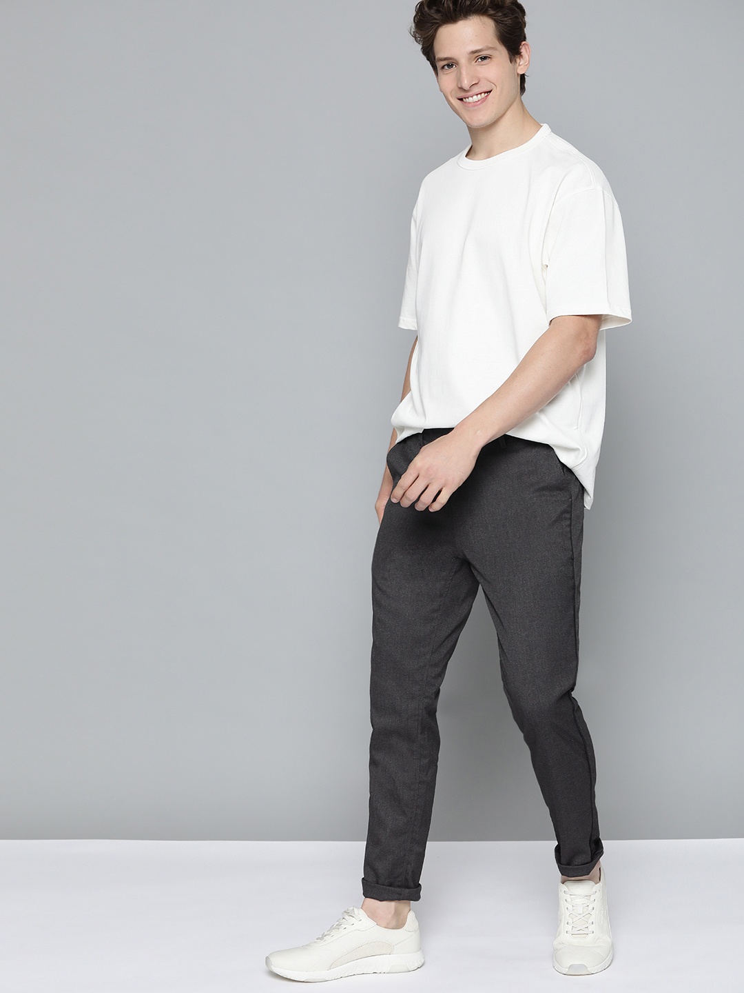 

Mast & Harbour Men Charcoal Grey Regular Fit Trousers