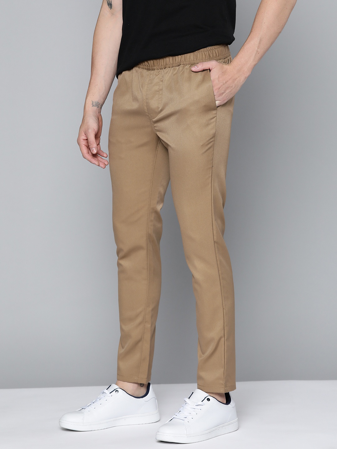

Mast & Harbour Men Camel Brown Regular Fit Trousers