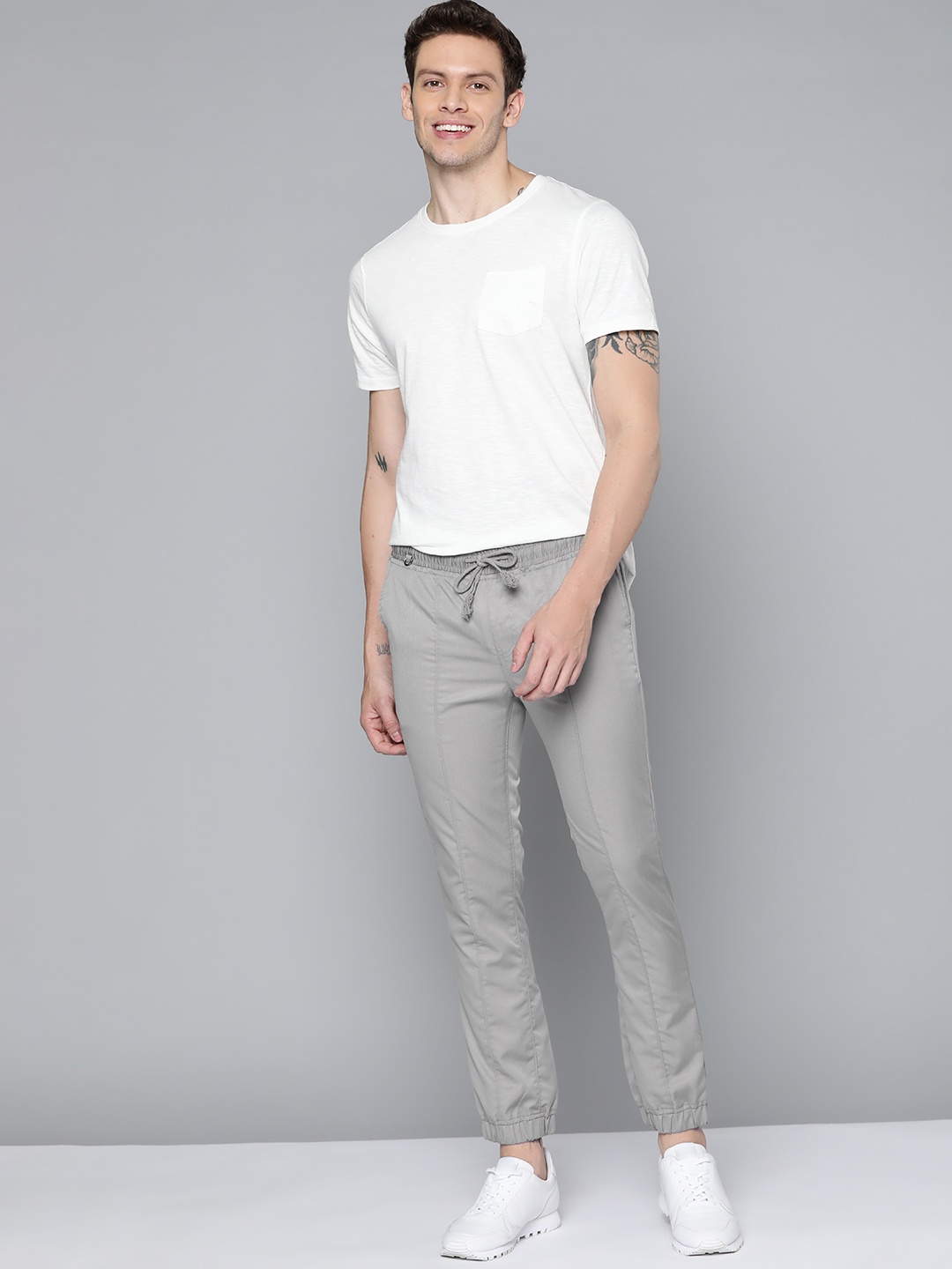 

Mast & Harbour Men Grey Regular Fit Joggers