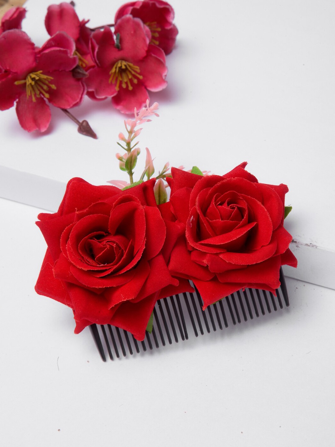 

Moedbuille Women Red Floral Handcrafted Comb Pin