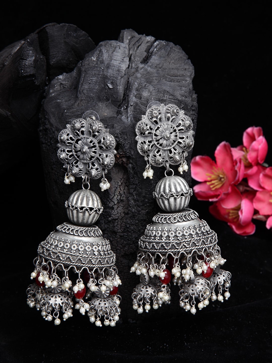 

Moedbuille Gunmetal-Toned Contemporary Jhumkas Earrings, Metallic