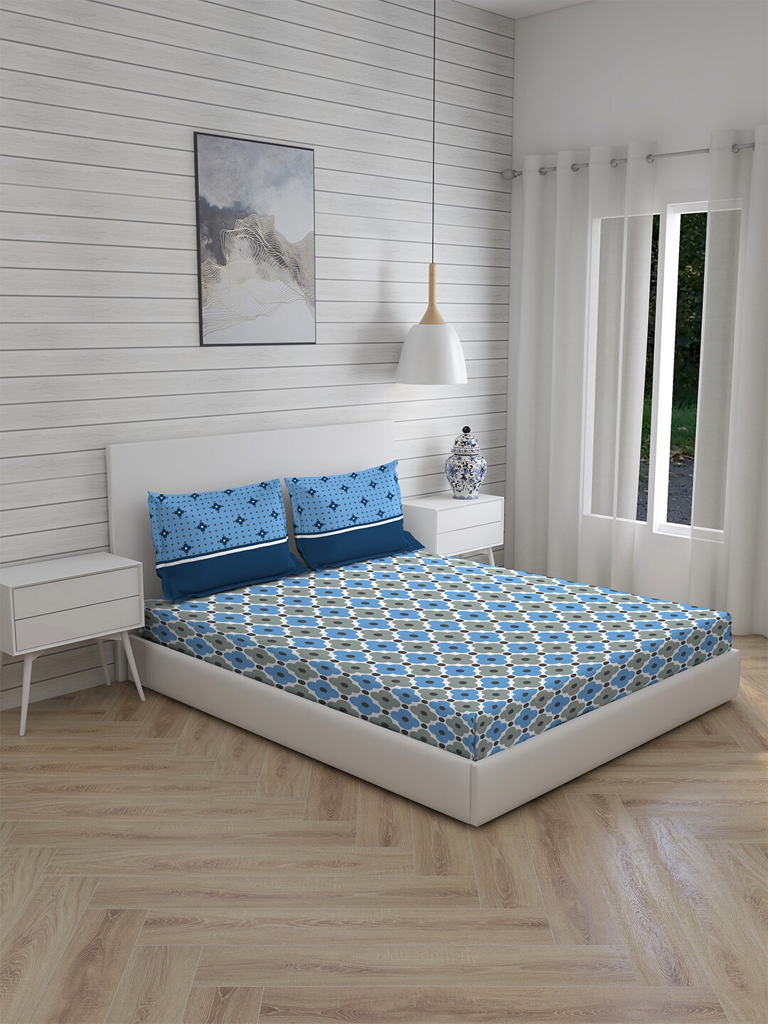 

Layers White & Blue Floral 104 TC Queen Bedsheet with 2 Pillow Covers