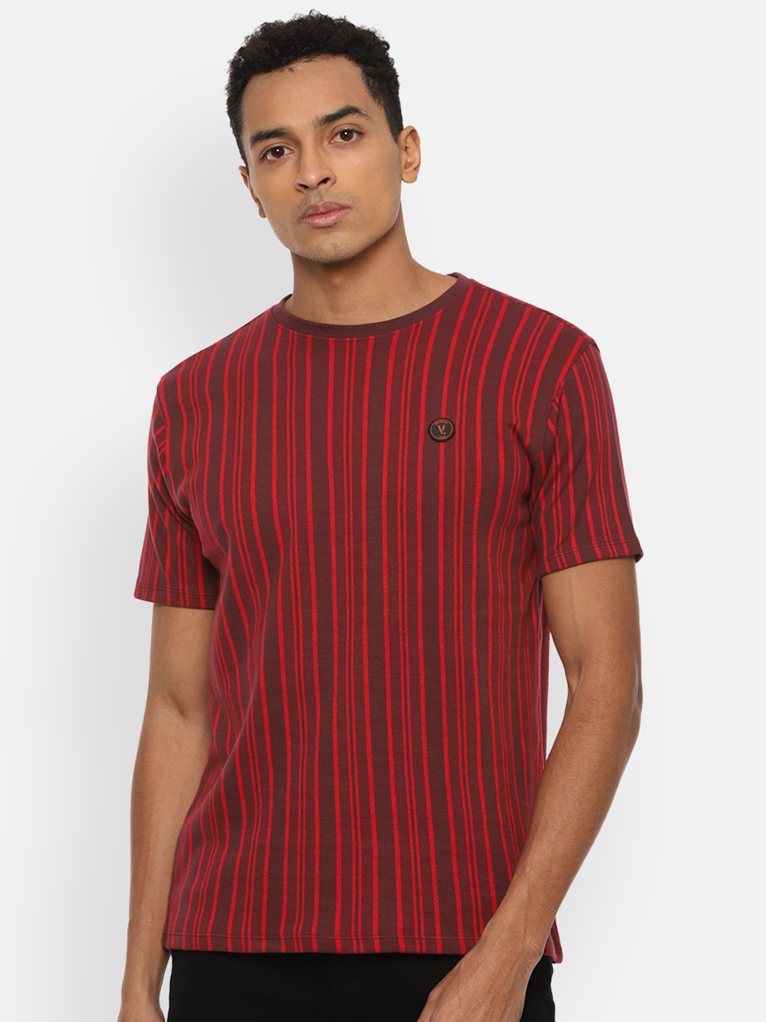 

V Dot Men Maroon Striped Slim Fit T-shirt