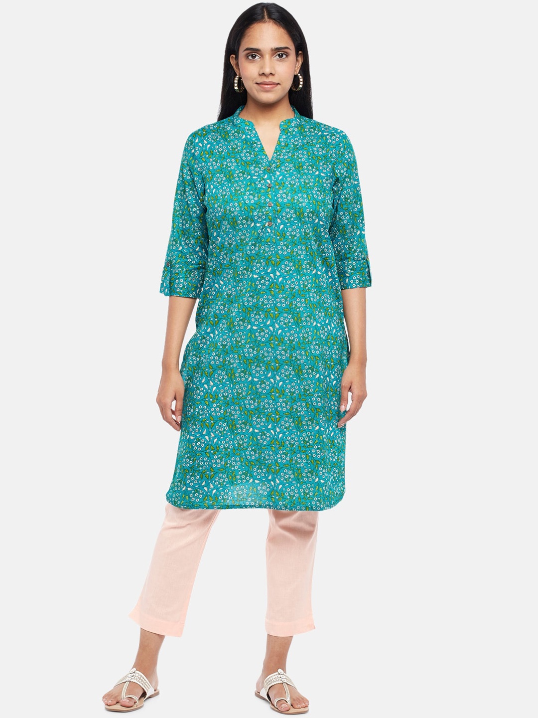 

RANGMANCH BY PANTALOONS Women Blue & White Floral Printed Kurta