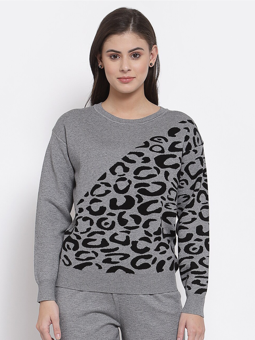 

Mafadeny Women Grey Animal Printed Pullover