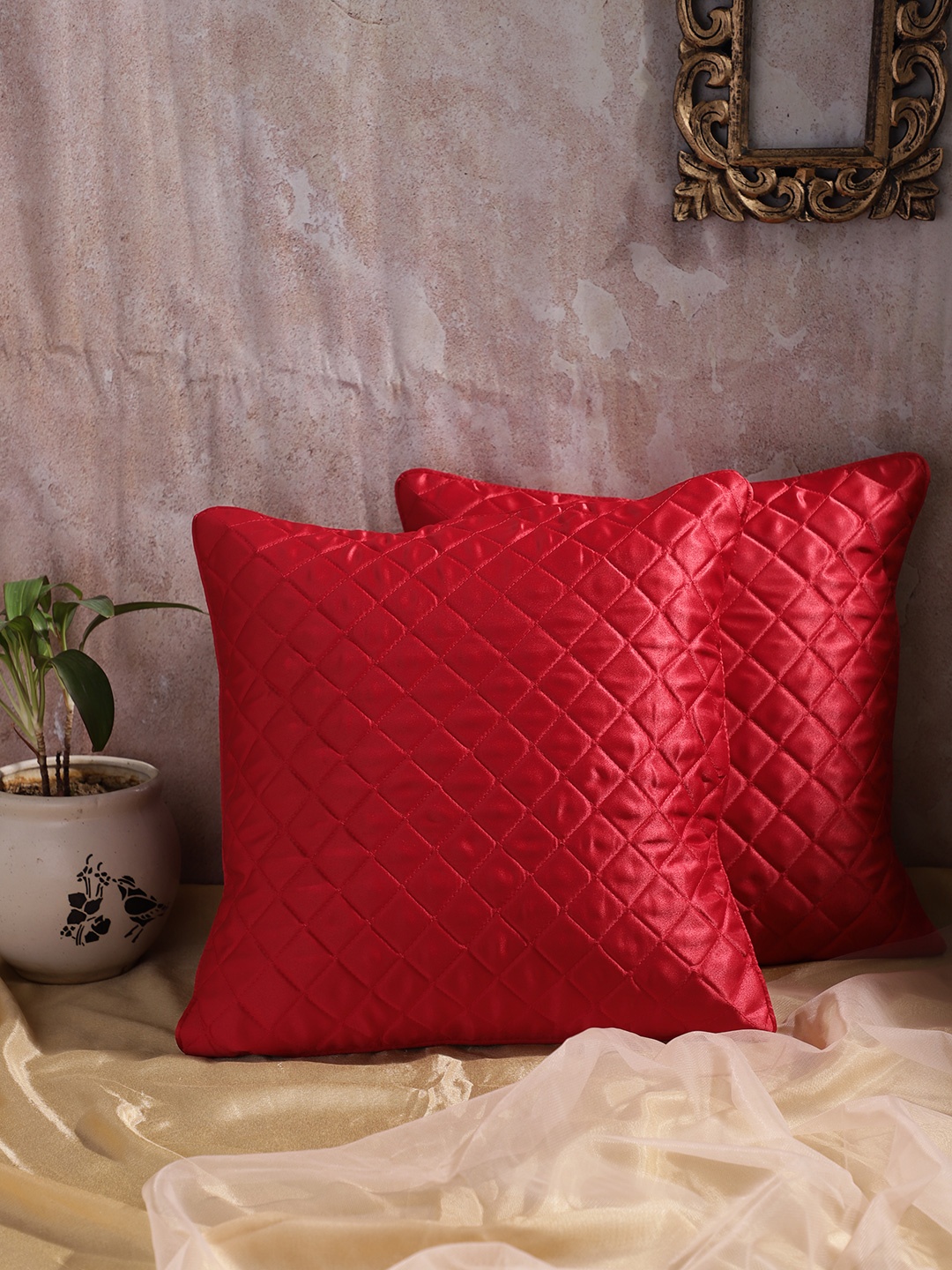 

House of Pataudi Set of 2 Red Self-Design Jashn Square Cushion Covers