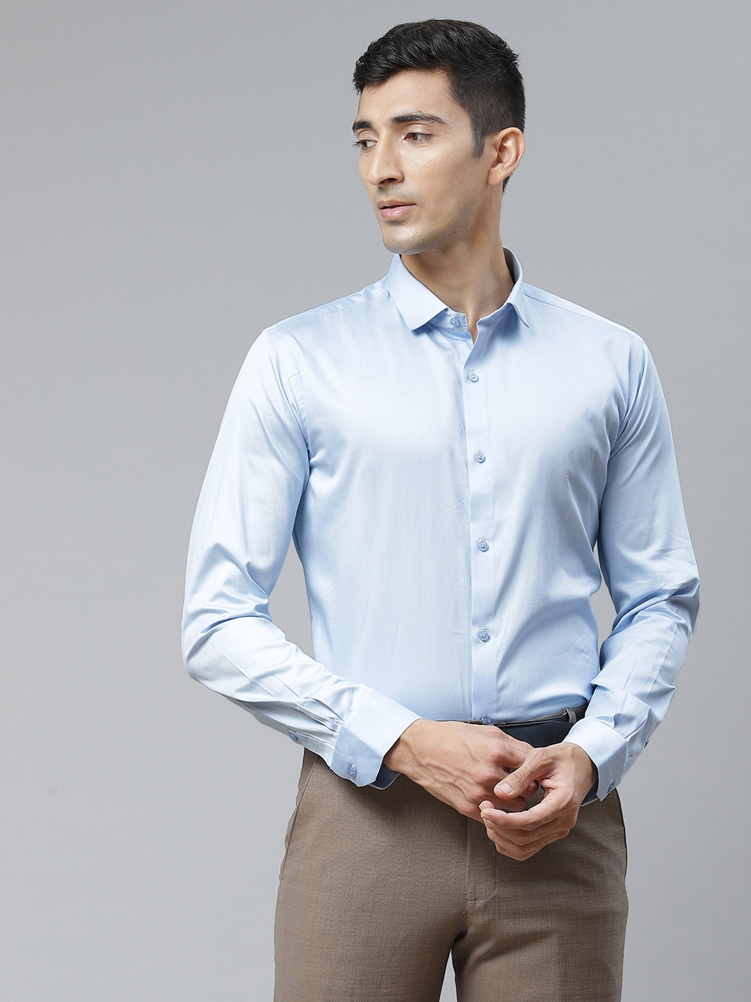 

MANQ Men Blue Opaque Formal Shirt