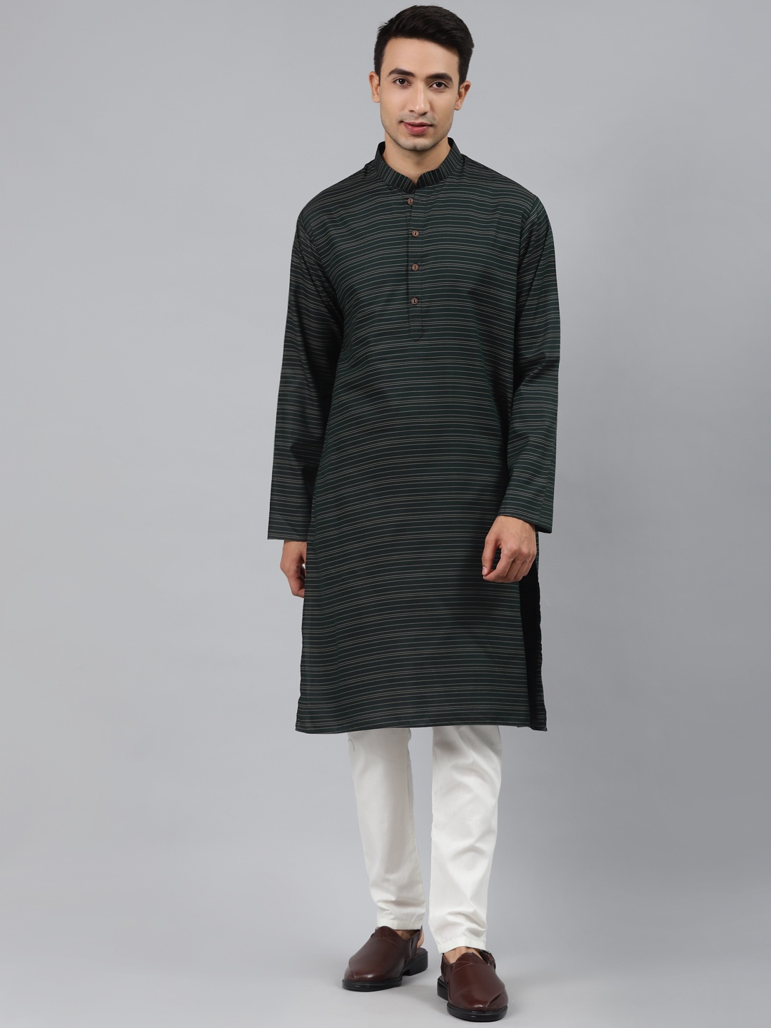 

MANQ Men Green Striped Regular Kurta with Pyjamas