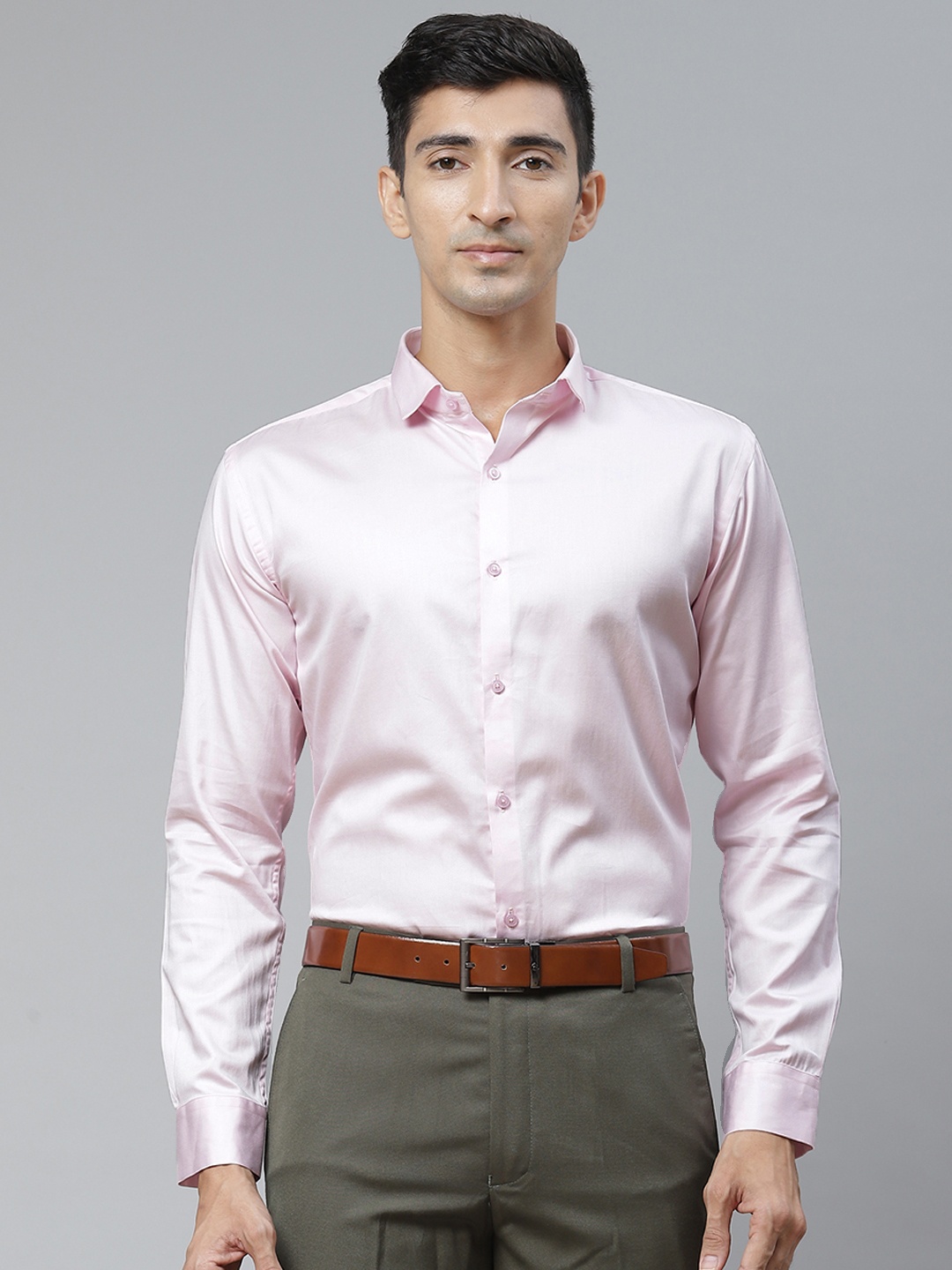 

MANQ Men Pink Opaque Semiformal Shirt