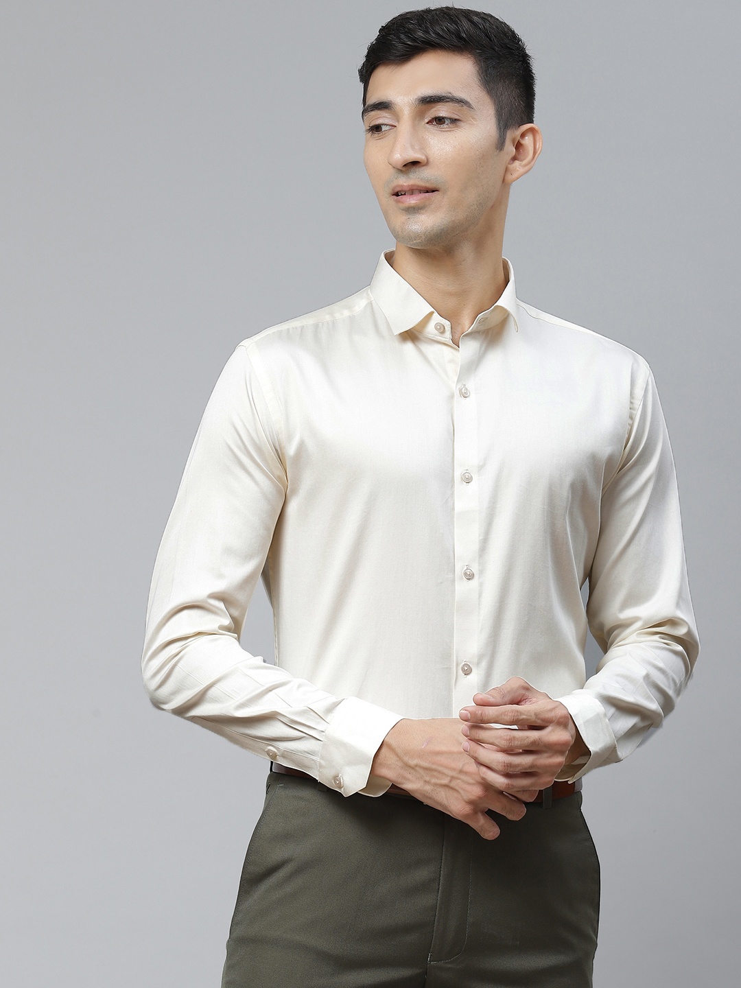 

MANQ Men Cream-Coloured Opaque Formal Shirt