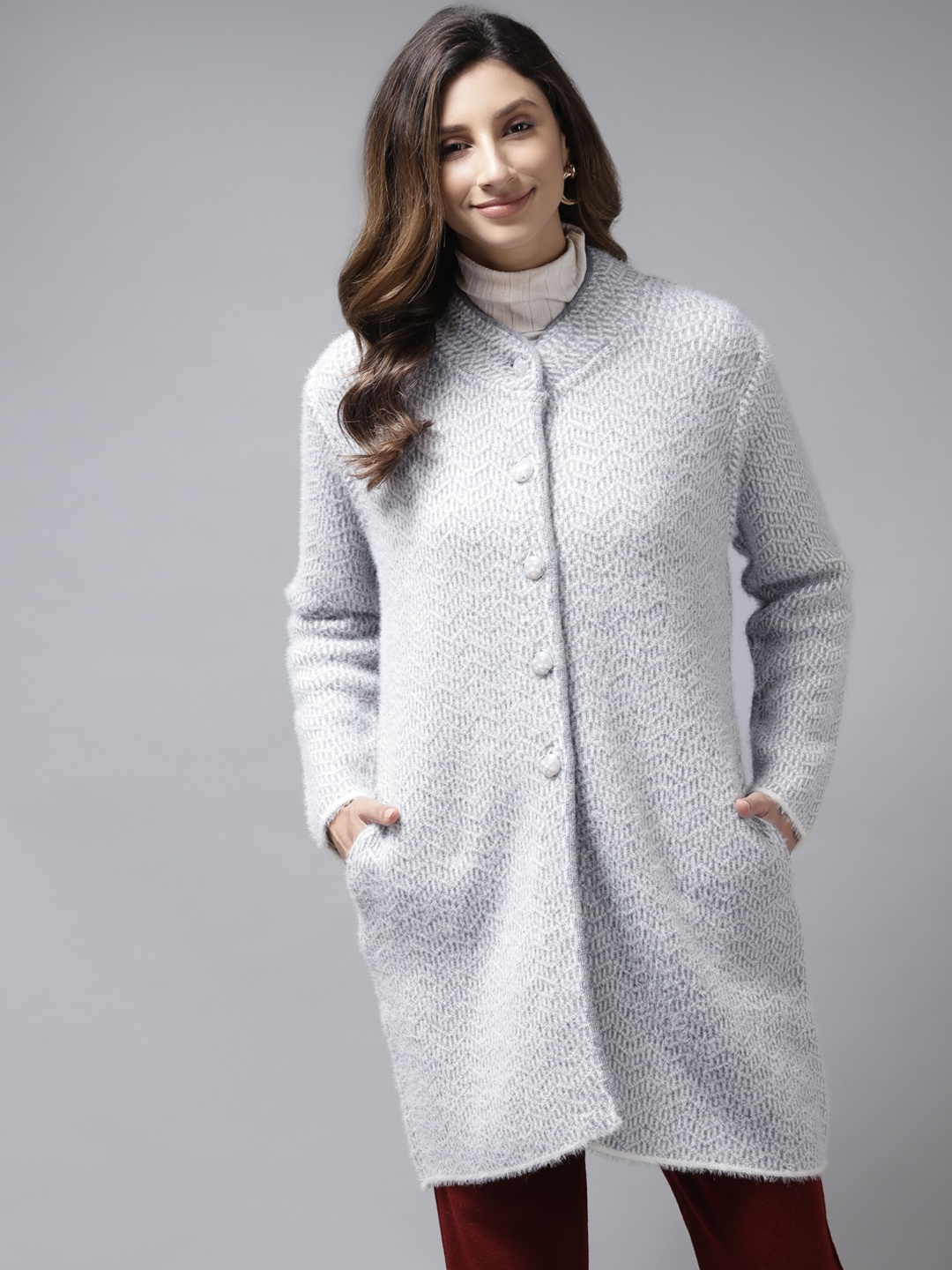

Cayman Women Grey Chevron Patterned Longline Woollen Cardigan