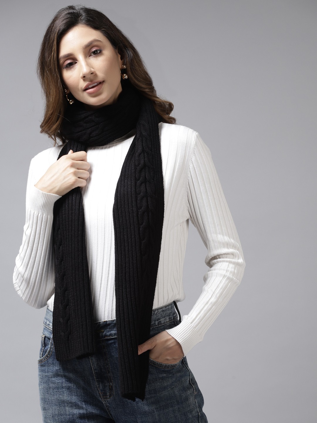 

Cayman Women Black Ribbed Winter Stole