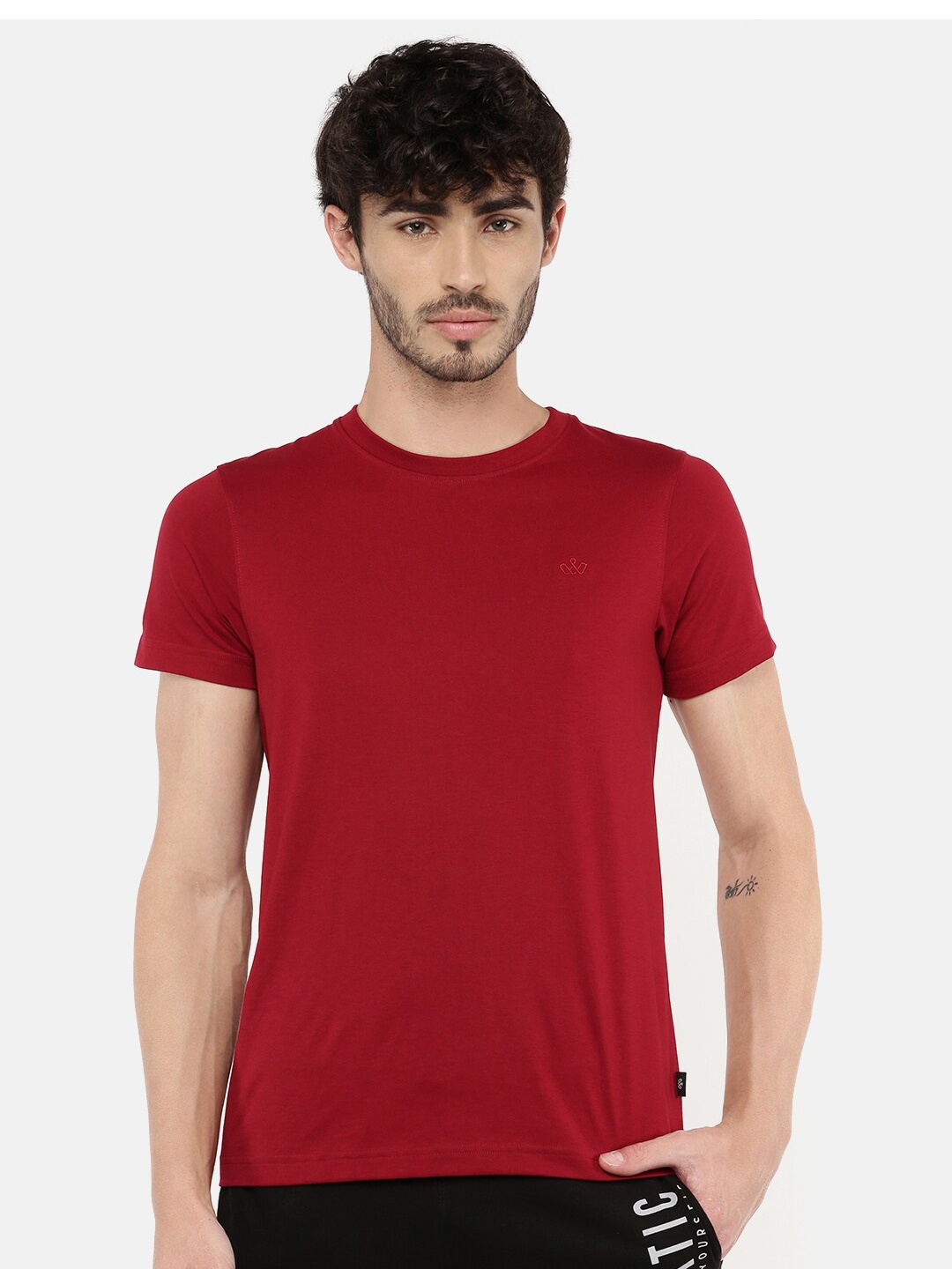 

DIXCY SCOTT Men Red T-shirt