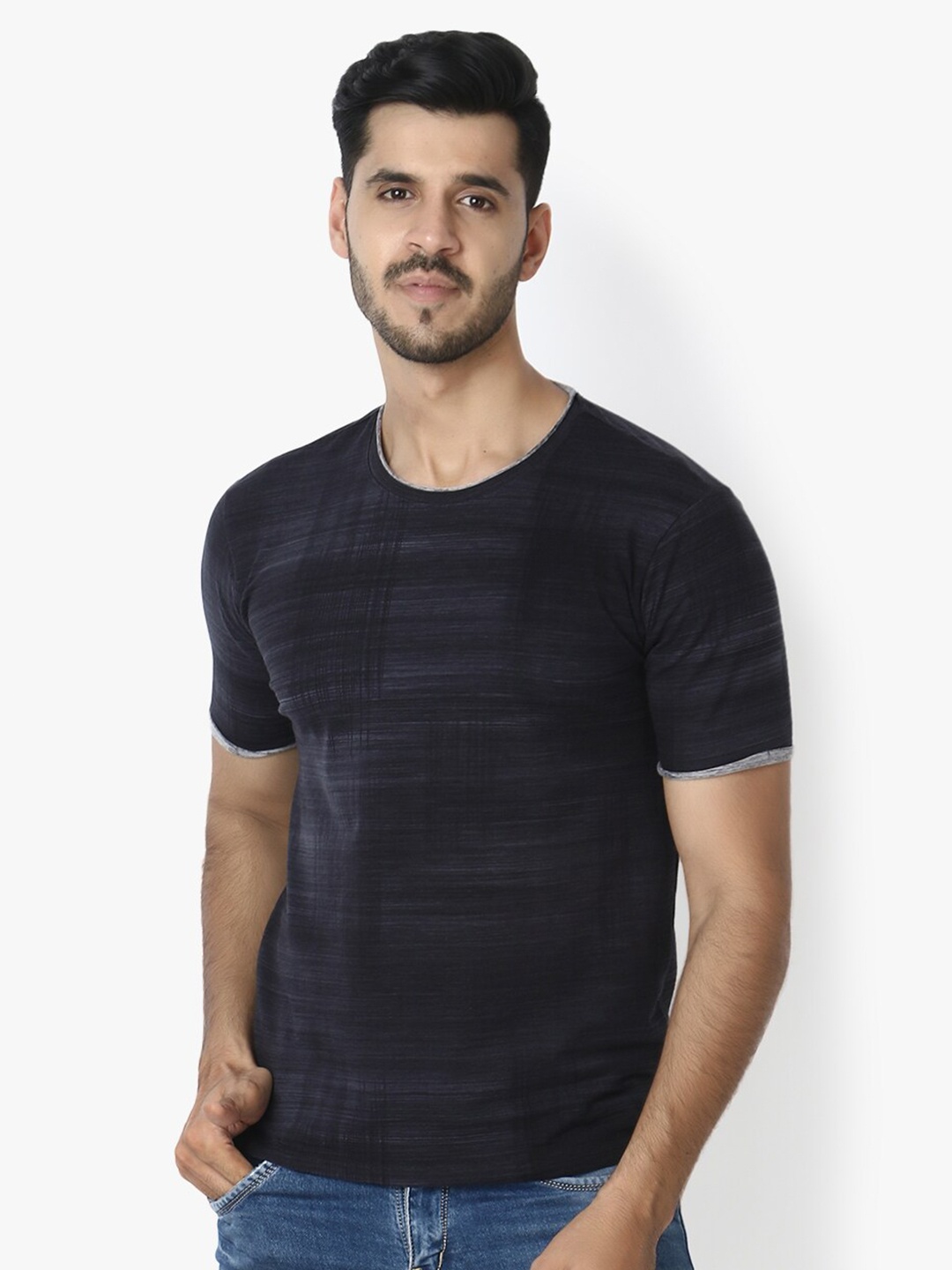 

LE BOURGEOIS Men Black T-shirt